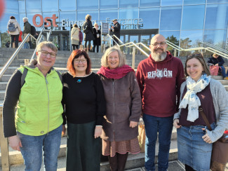 Die Delegation aus Bad Königshofen mit (v.l.) Pfarrerin Tina Mertten, Marion Winnefeld, Heide-Rose Bär, Pfarrer Lutz Mertten und Sara Notzke